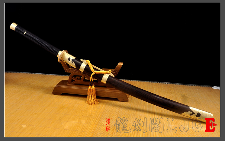 平雕斩马刀|百炼钢烧刃（LJG-3223）| - 知名传统刀剑锻造品牌
